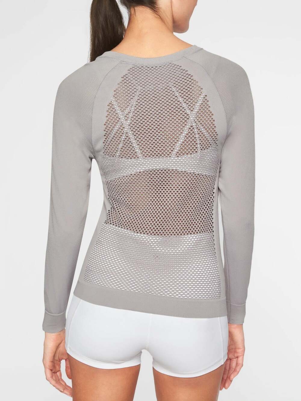 EUC Athleta Trophy Long Sleeves Top , Silver Grey SIZE M #291835 W0223H